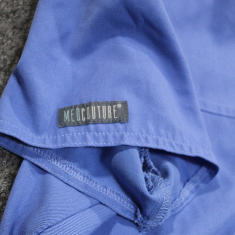 MedCouture Touch Scrub Top V-Neck‎ Short Sleeve Medical Uniform Blue Size M - Picture 7 of 8